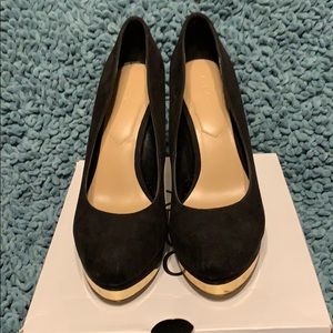 Aldo black sued pump
